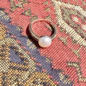 Designer Silver Pearl Ring Jewelry